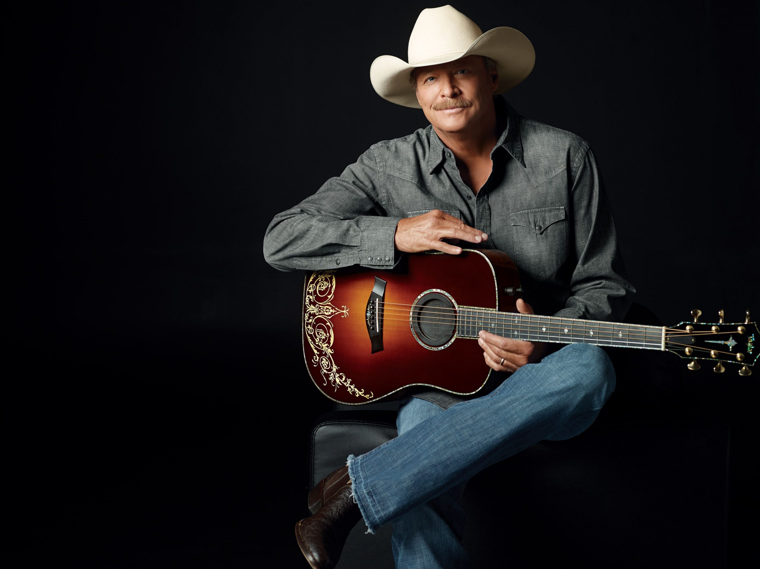 ALAN JACKSON CELEBRATES THREE DECADES OF MUSIC