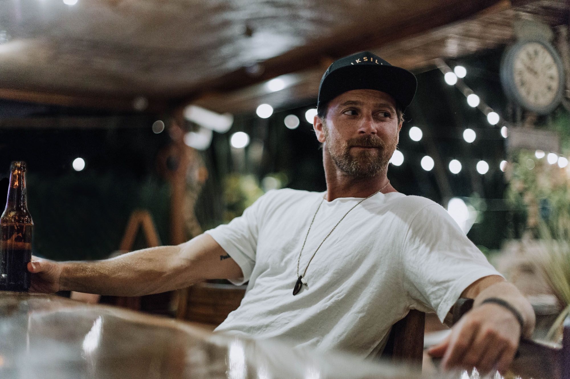 KIP MOORE PREMIERES EVOCATIVE NEW MUSIC VIDEO FOR “LAST SHOT” EXCLUSIVELY WITH ENTERTAINMENT TONIGHT