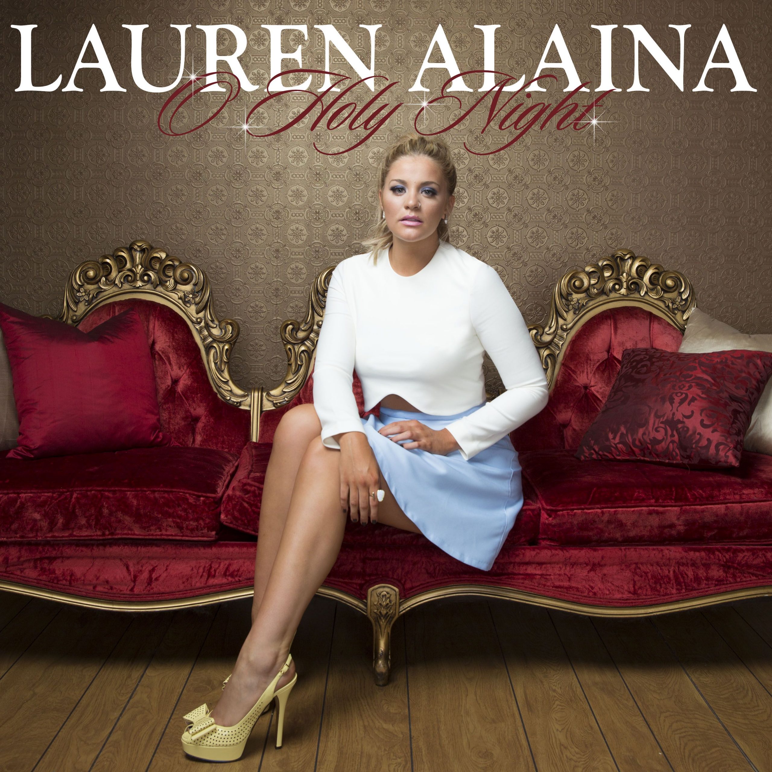 LAUREN ALAINA SHINES ON “O HOLY NIGHT” – AVAILABLE NOW