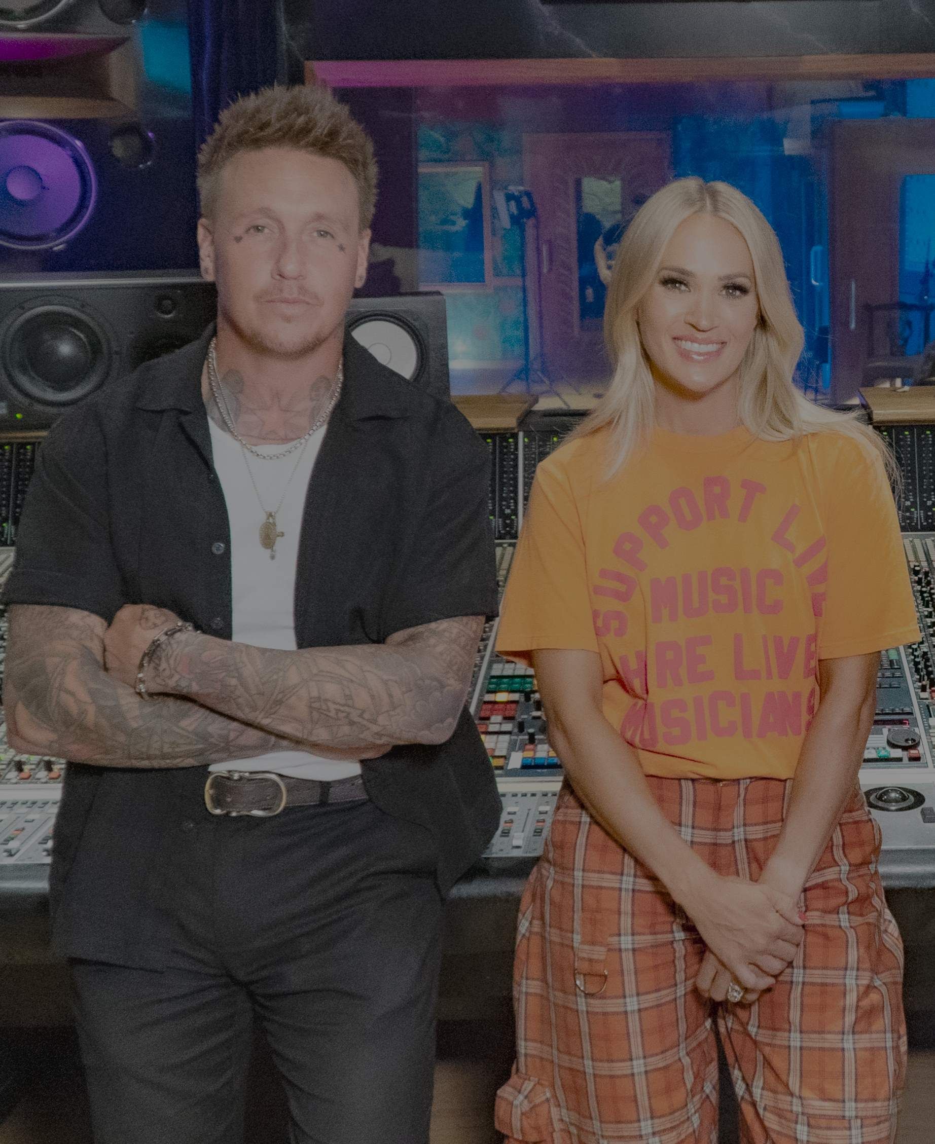 CARRIE UNDERWOOD UNITES WITH PAPA ROACH TO SING “LEAVE A LIGHT ON (TALK AWAY THE DARK)”, OUT FRIDAY AUGUST 2