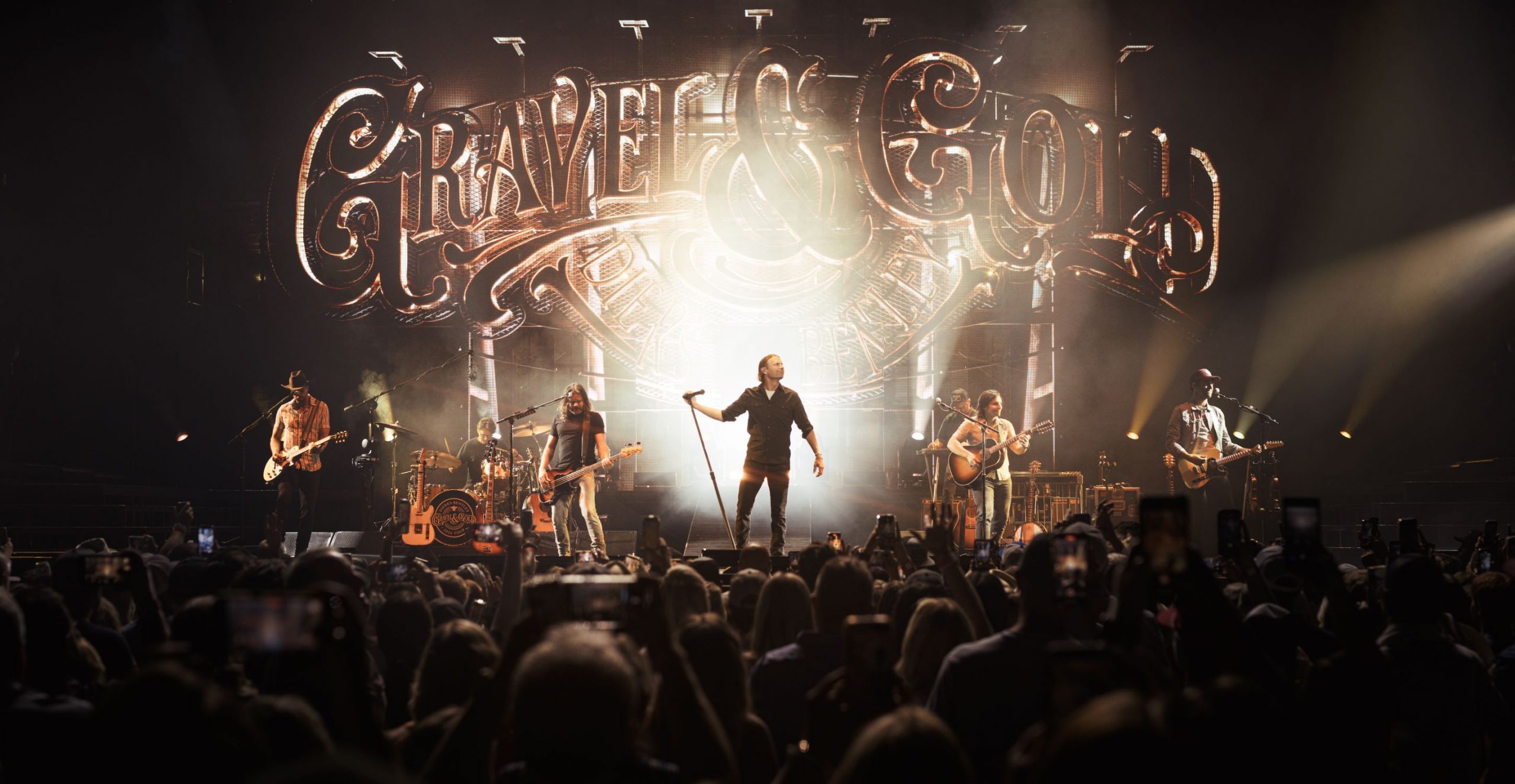 DIERKS BENTLEY WRAPS “ELECTRIFYING” 2024 GRAVEL & GOLD TOUR, LEAVING FANS “WISHING IT WASN’T OVER”